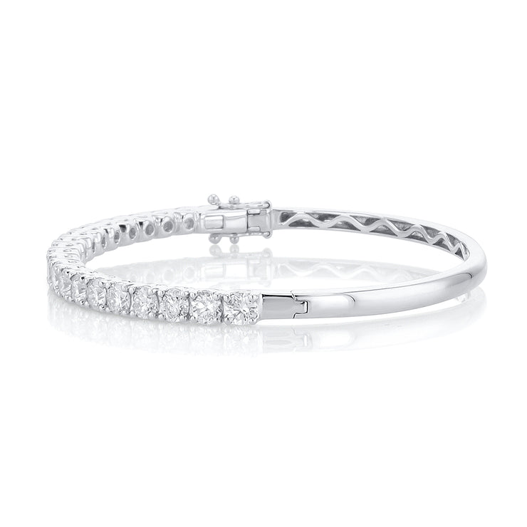 3.90 Carat Round Diamond Bangle Bracelet set in 18K White Gold