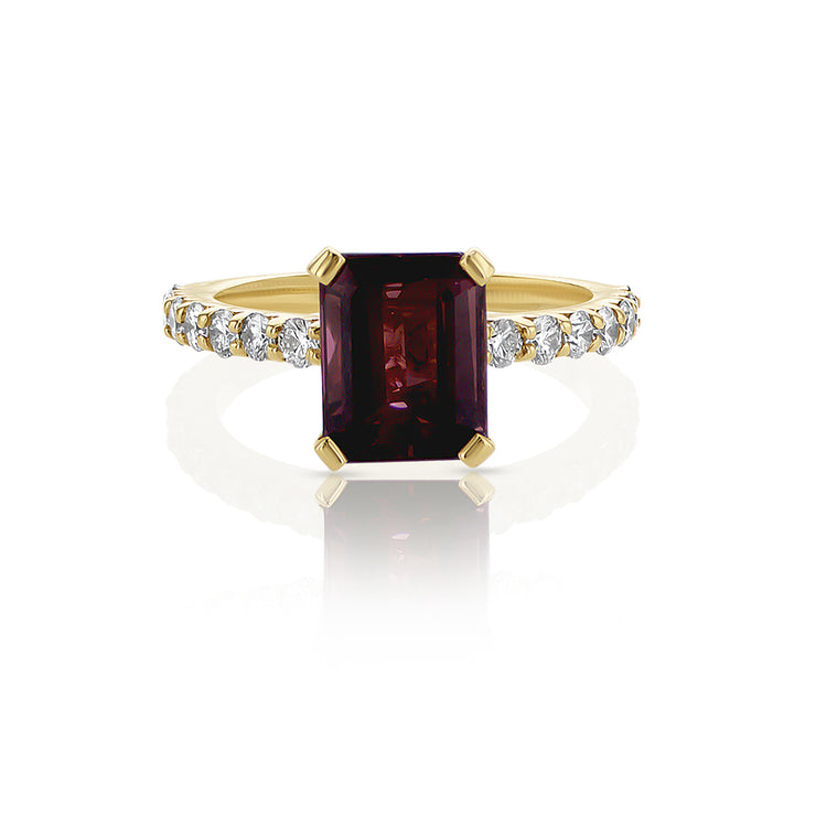 2.70 CT Red Tourmaline and 0.50 Cttw Round Diamond Prong Set 14K Yellow Gold Ring
